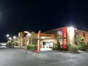 Econo Lodge University Arena ชาร์ลอตต์สวิลล์ ภายนอก รูปภาพ