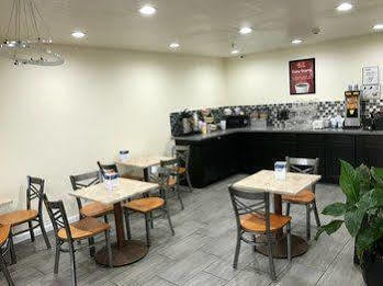 Econo Lodge University Arena ชาร์ลอตต์สวิลล์ ภายนอก รูปภาพ